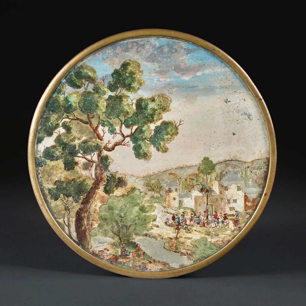 Medallion in compigné painting representing a village scene