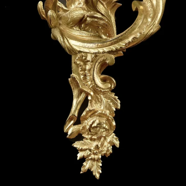 Pair of two arms wall lights with foliage decoration - Image 4
