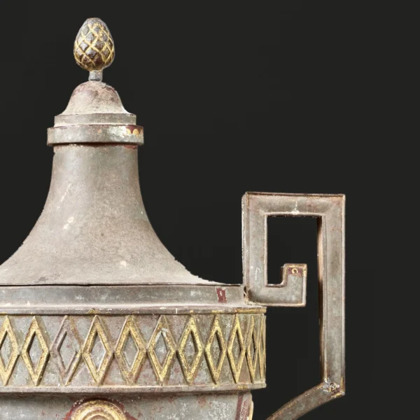 Fountain in painted and gilded tin - Image 4